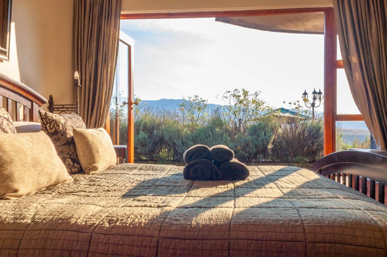 Champagne Valley Inkungu Lodge מראה חיצוני תמונה