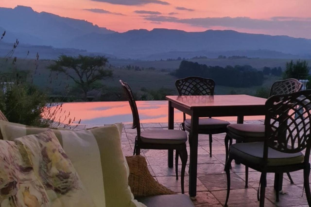Champagne Valley Inkungu Lodge מראה חיצוני תמונה